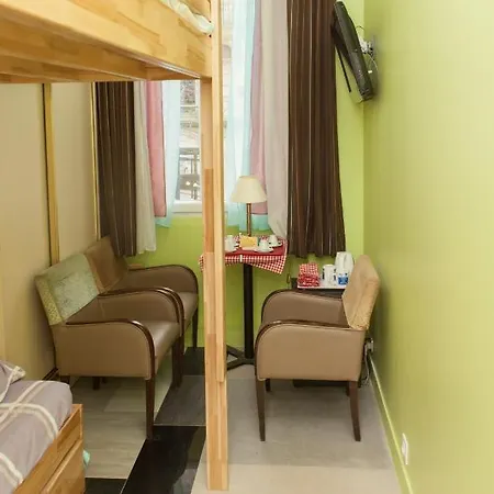 Club246 Saint Martin Bed & Breakfast